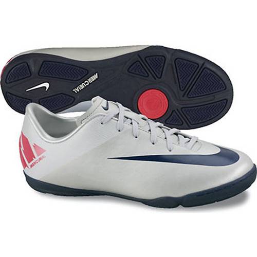 nike mercurial victory ii